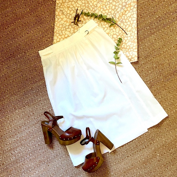 Vintage | White A-Line Wrap Skirt - Picture 2 of 11